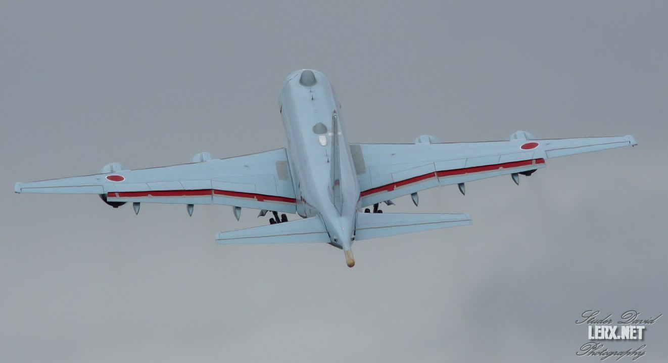 Kawasaki P1 Air Tatoo 2015 5.jpg